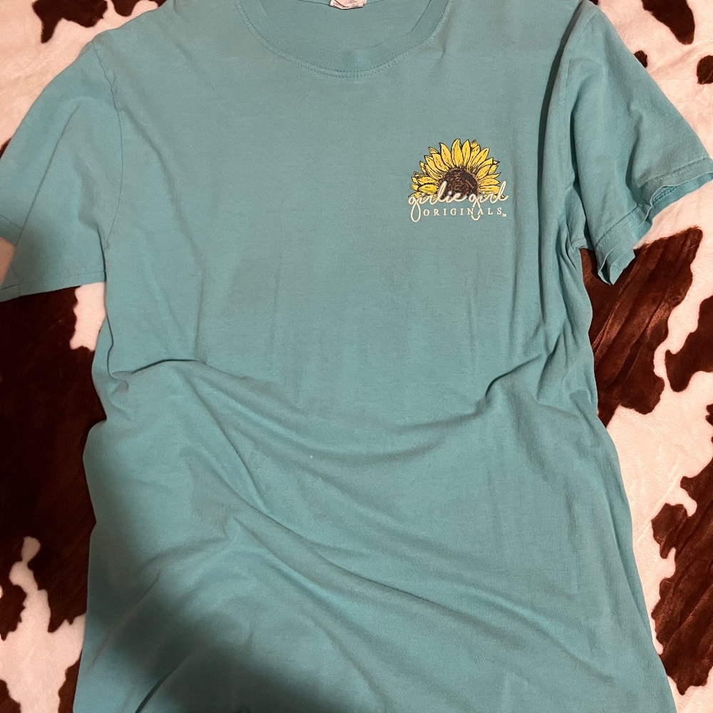 GIRLIE GIRL T!
